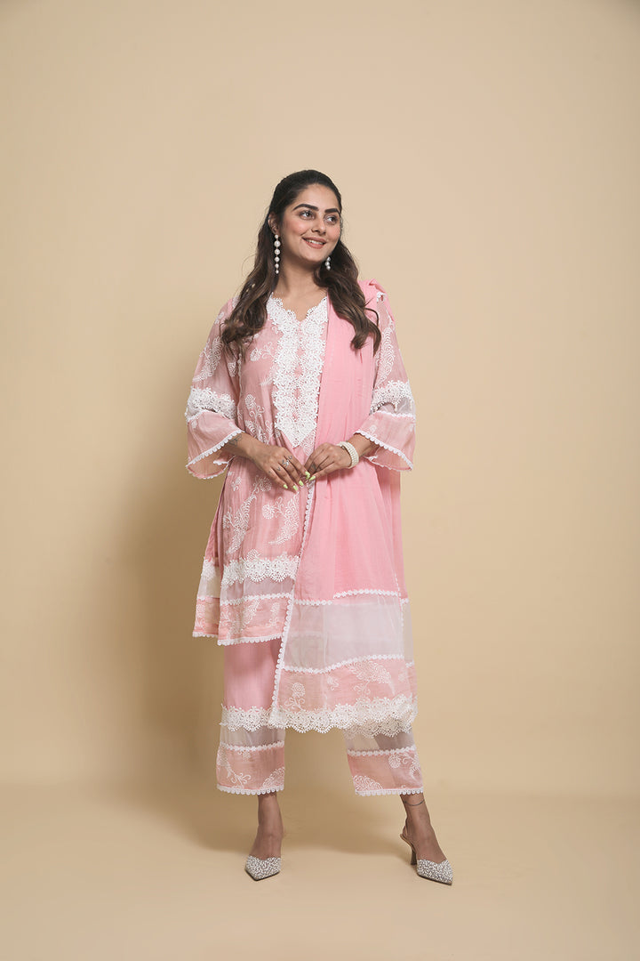 GULABI KURTA SET