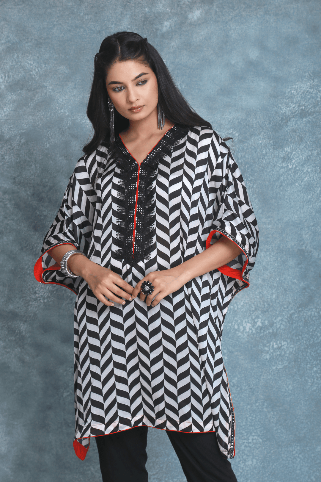 AASHRA KAFTAN SET