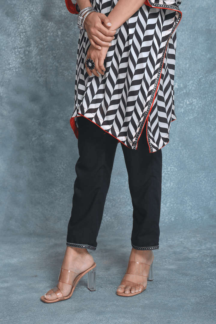 AASHRA KAFTAN SET